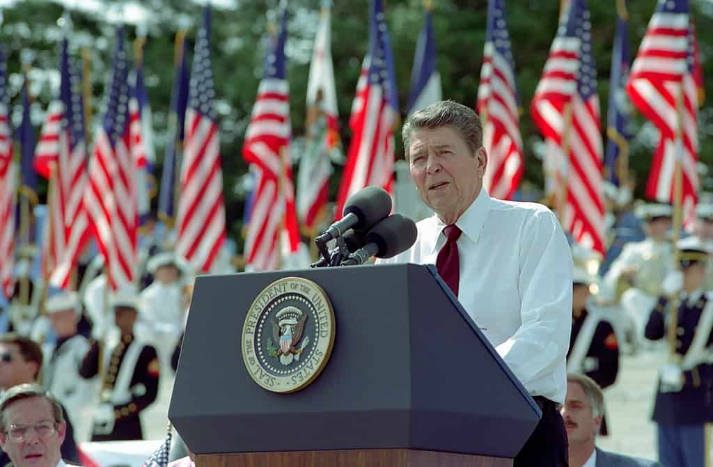 7/3/1987 President Reagan remarks on Economic Bill of Rights during the Star Spangled Salute to America at the Jefferson Memorial in Washington DC